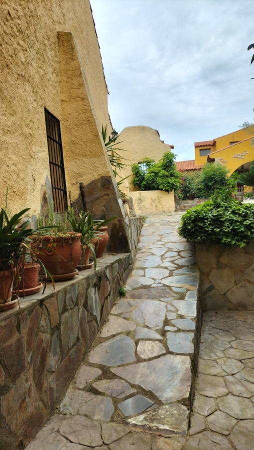 Casa Rural Lares Casas de Don Pedro Esterno foto