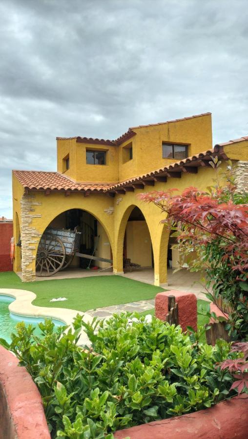Casa Rural Lares Casas de Don Pedro Esterno foto
