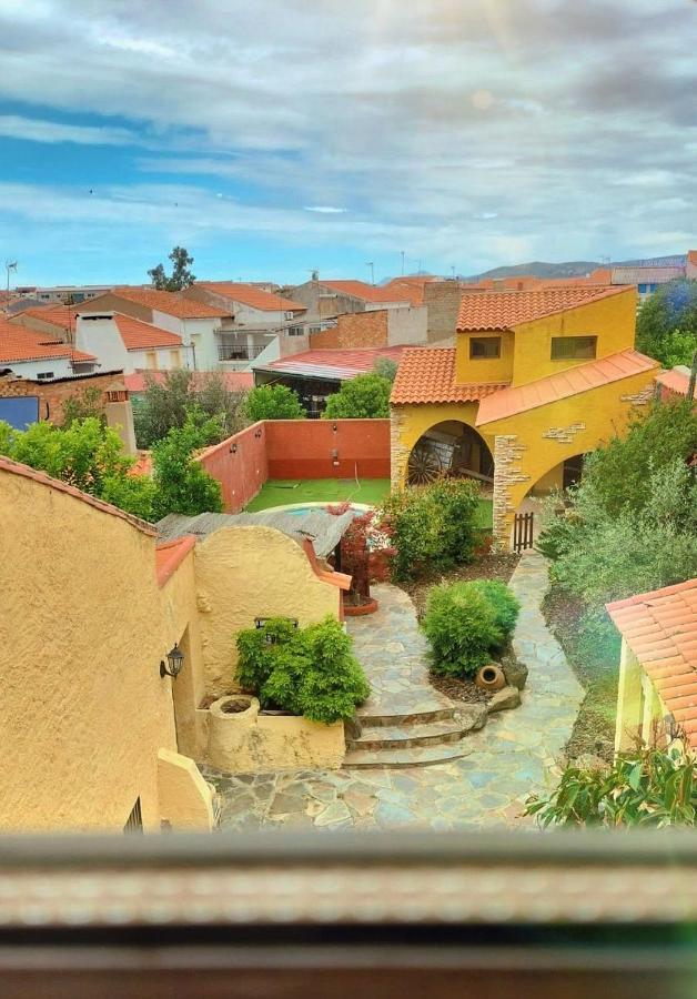 Casa Rural Lares Casas de Don Pedro Esterno foto